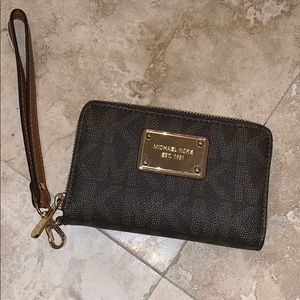 Michael Kors Wristlet
